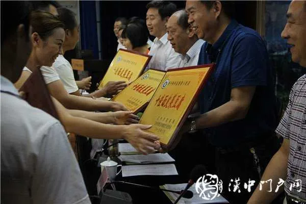 汉中餐饮业十佳明星评选活动揭晓