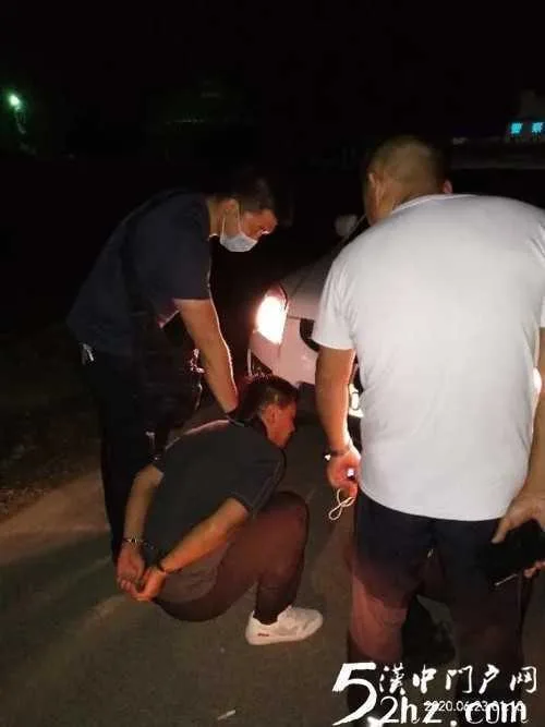 神速！汉台公安24小时内抓获3名上网逃犯！