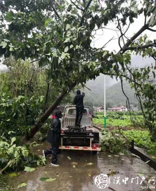 直击汉中防汛一线！坚决果断转移避险，确保人民群众生命安全！