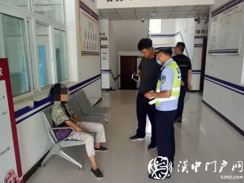 酷暑天有人高速逆行，汉中交警及时救助除风险