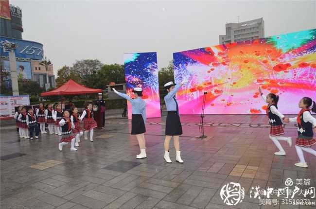 汉中交警一大队热热闹闹唱响交通安全宣传日