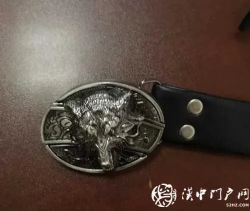 一旅客腰缠“皮带刀”想上飞机，被汉中机场安检查获！