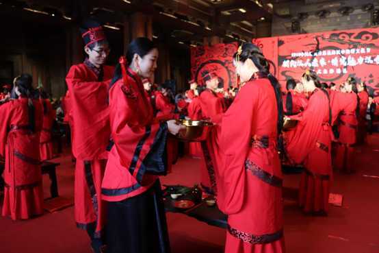 “相约汉人老家·情定魅力汉台”汉式户外集体婚礼圆满礼成