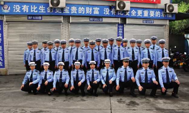 略阳县公安局交警大队助力山区发展，守护交通安全