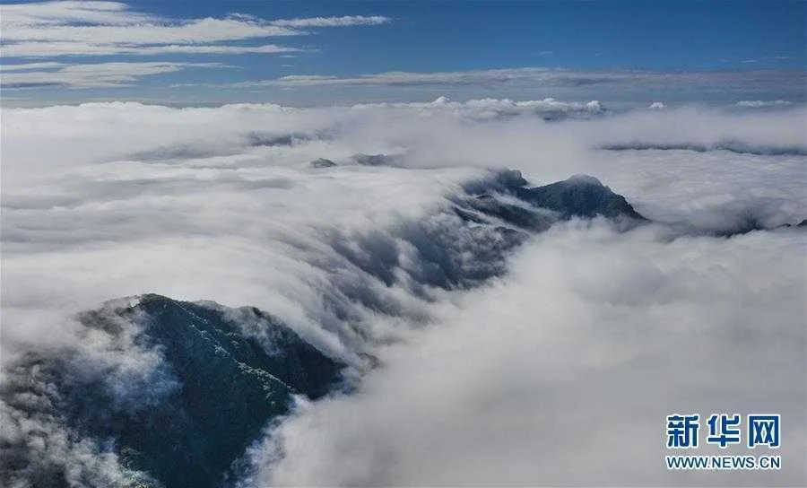 陕西汉中：龙头山云海美