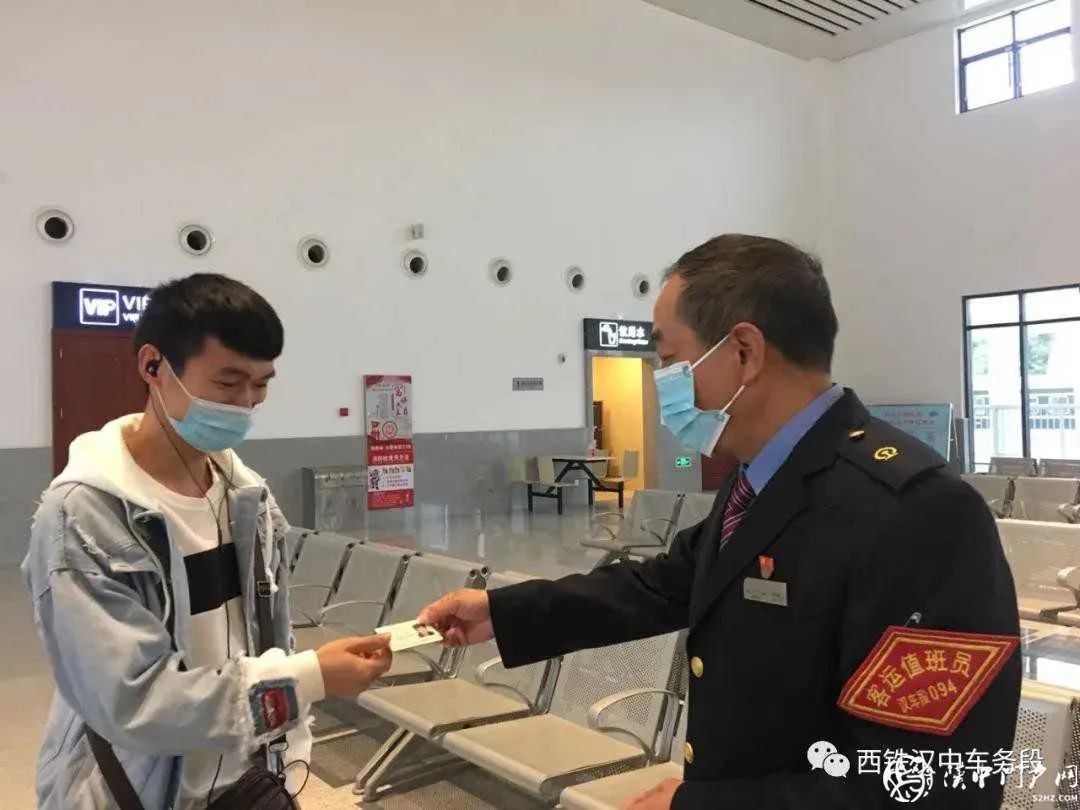 身边人身边事 ｜“万能大叔”的暖心服务