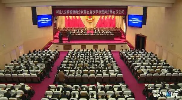 市政协委员聚焦高质量发展积极建言献策