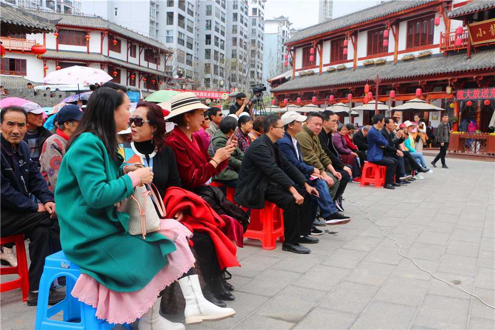 “悦动汉江”文艺荟走进褒国康乐园优秀节目展演活动圆满成功