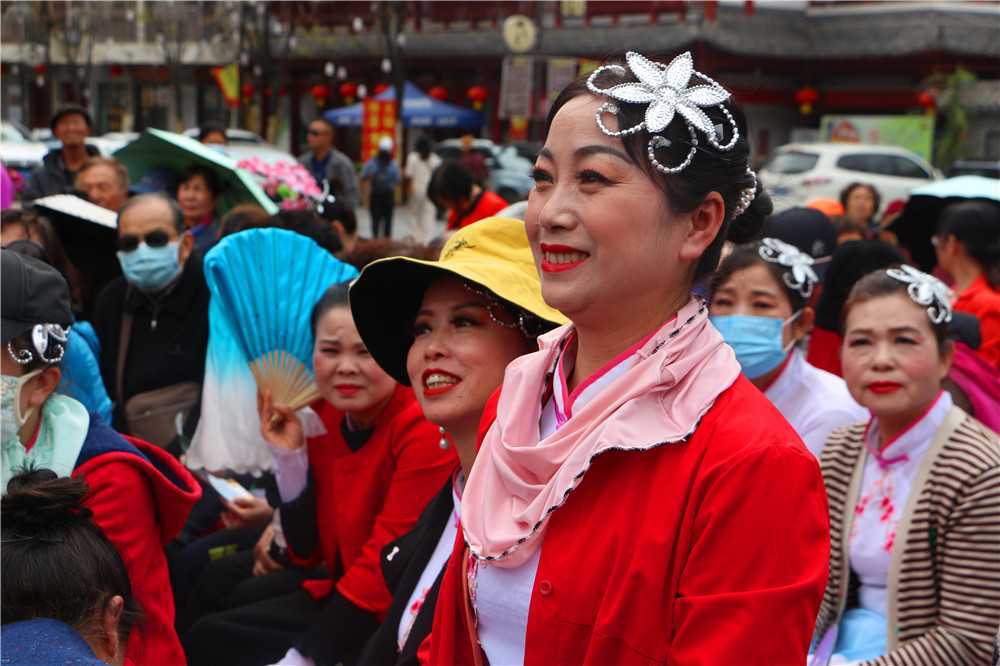 “悦动汉江”文艺荟走进褒国康乐园优秀节目展演活动圆满成功
