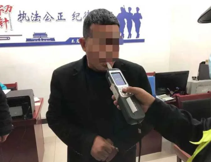 洋县男子二次酒驾被抓获，罚款2200元、吊销驾驶证！
