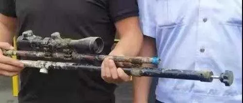 男子钓鱼 钓上一支气枪！