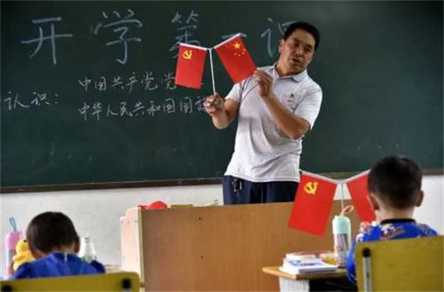 1631494957165328.jpg 岗位坚守1.jpg