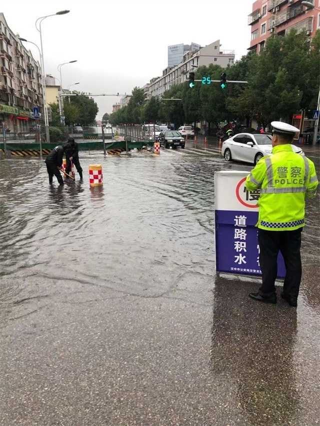 68小时坚守！汉中交警大队圆满完成国庆假期道路交通安保任务"