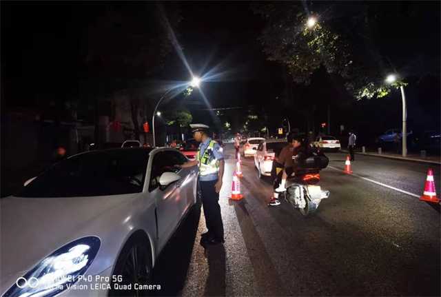 68小时坚守！汉中交警大队圆满完成国庆假期道路交通安保任务"