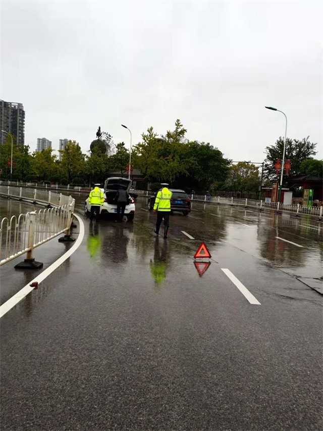 68小时坚守！汉中交警大队圆满完成国庆假期道路交通安保任务"