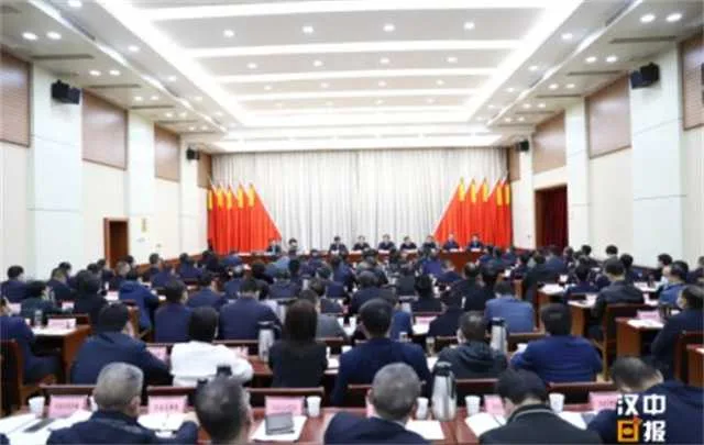 1634172998361940.jpg 项目开工3.jpg