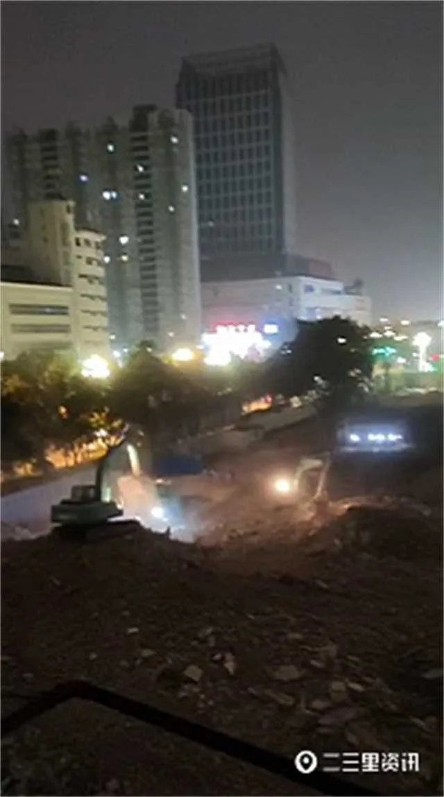 夜间施工.jpg