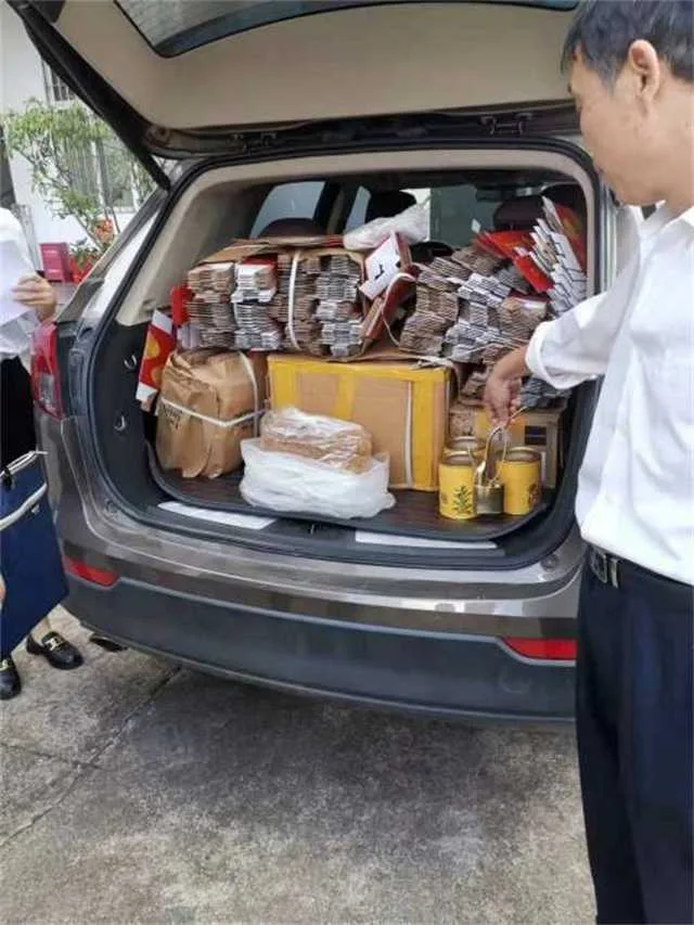 1639535395148158.jpg 烟草2.jpg