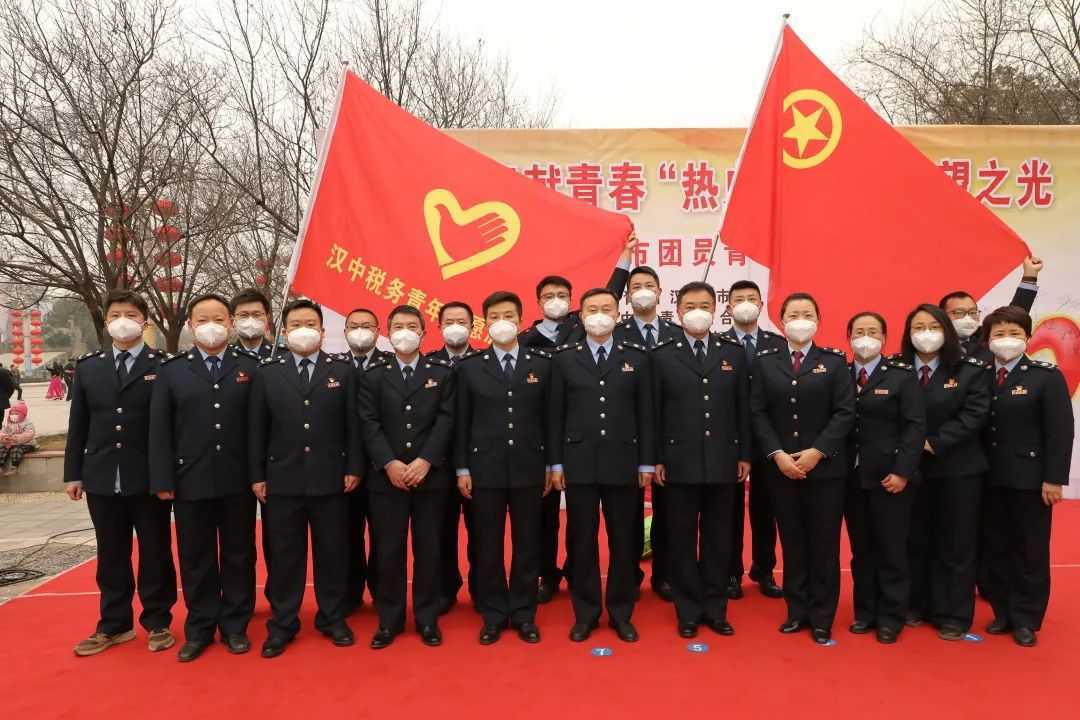 “奉献青春热血 点燃希望之光”！他们好样的！