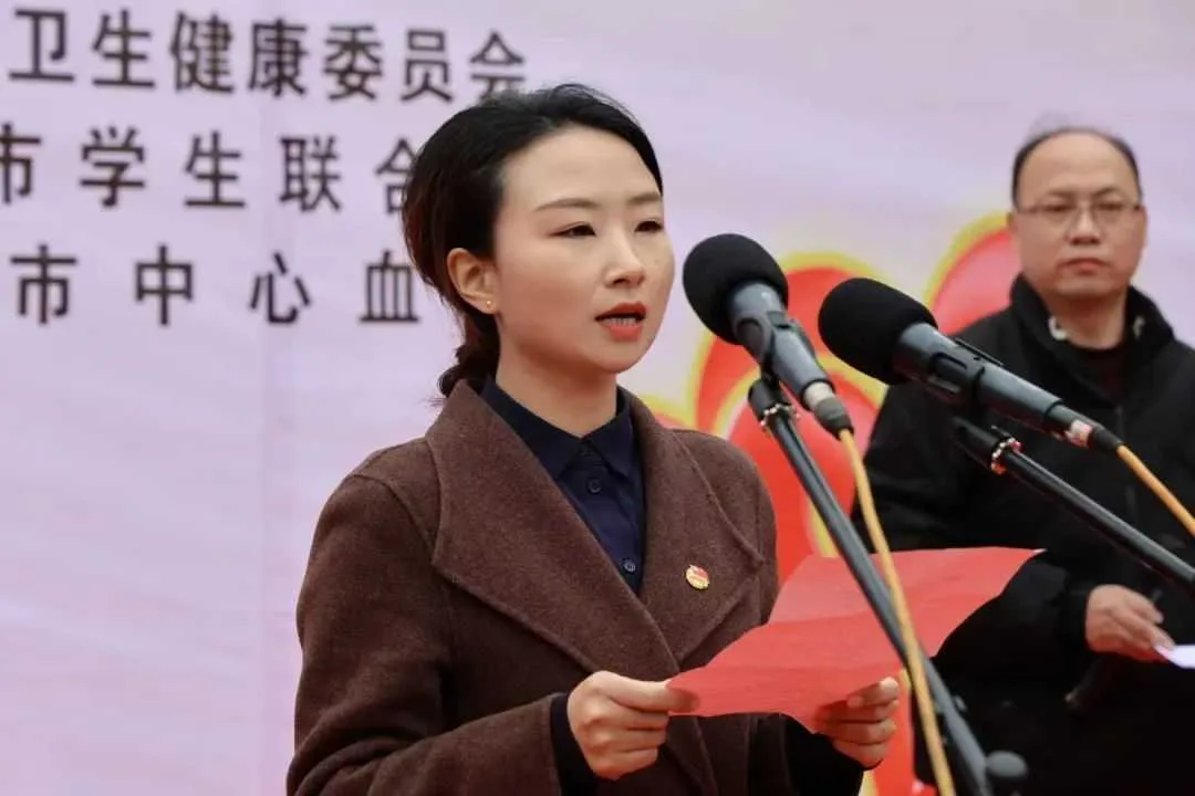 “奉献青春热血 点燃希望之光”!他们好样的!