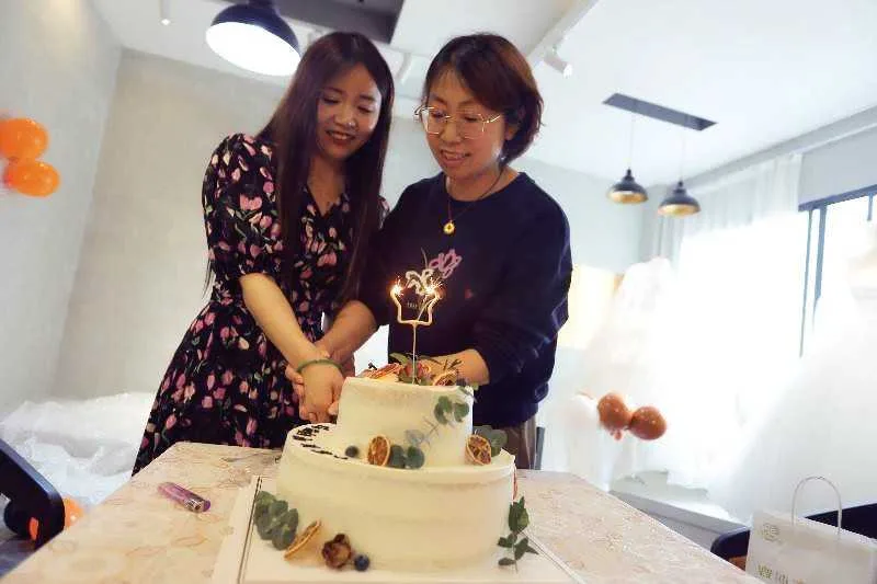 汉中婚纱摄影新地标:“山海·自由”婚摄摄影工作室盛装开业