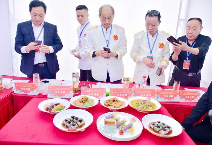 第二届汉中(城固)面皮大赛在上元观古镇火热启动