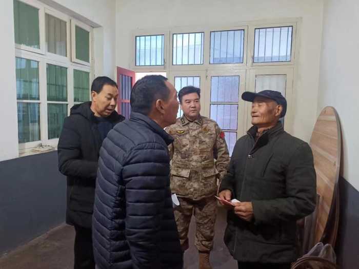 迎新春、送温暖 ——定军山镇开展慰问退（现）役军人活动