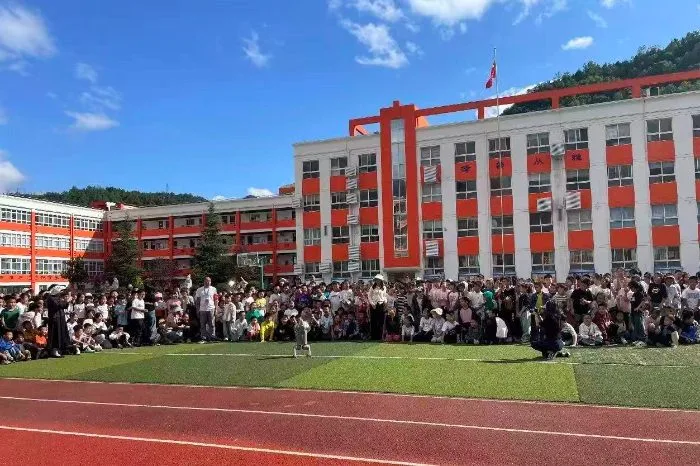 汉中“云课堂”走进中小学 助力城乡教育均衡发展