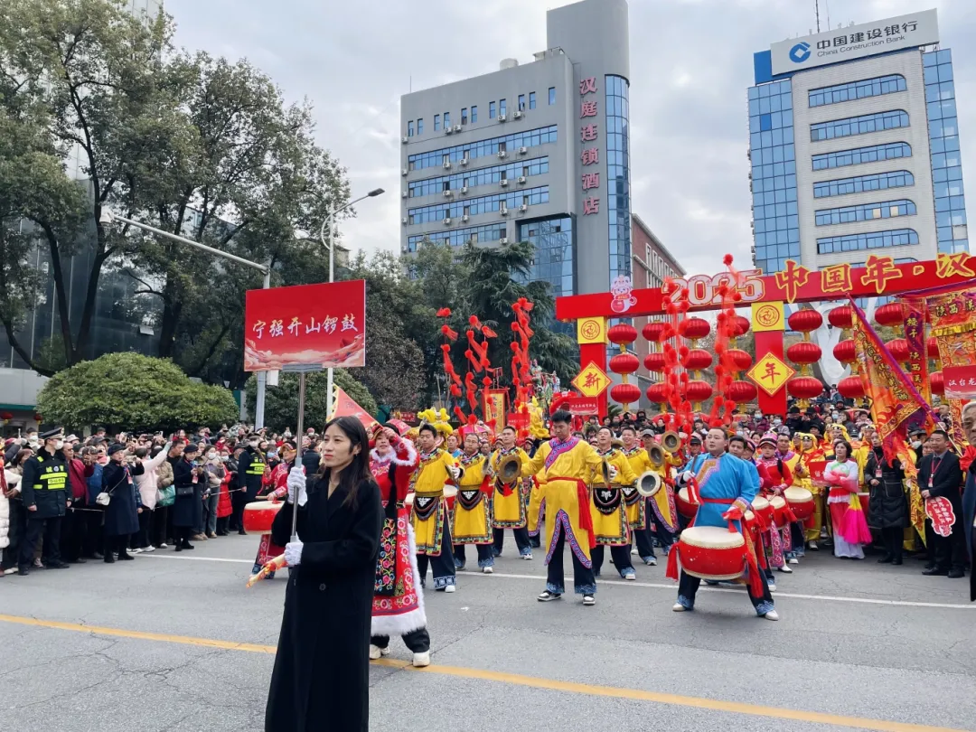 “非遗中国年·社火闹新春”巡游活动盛大举办！