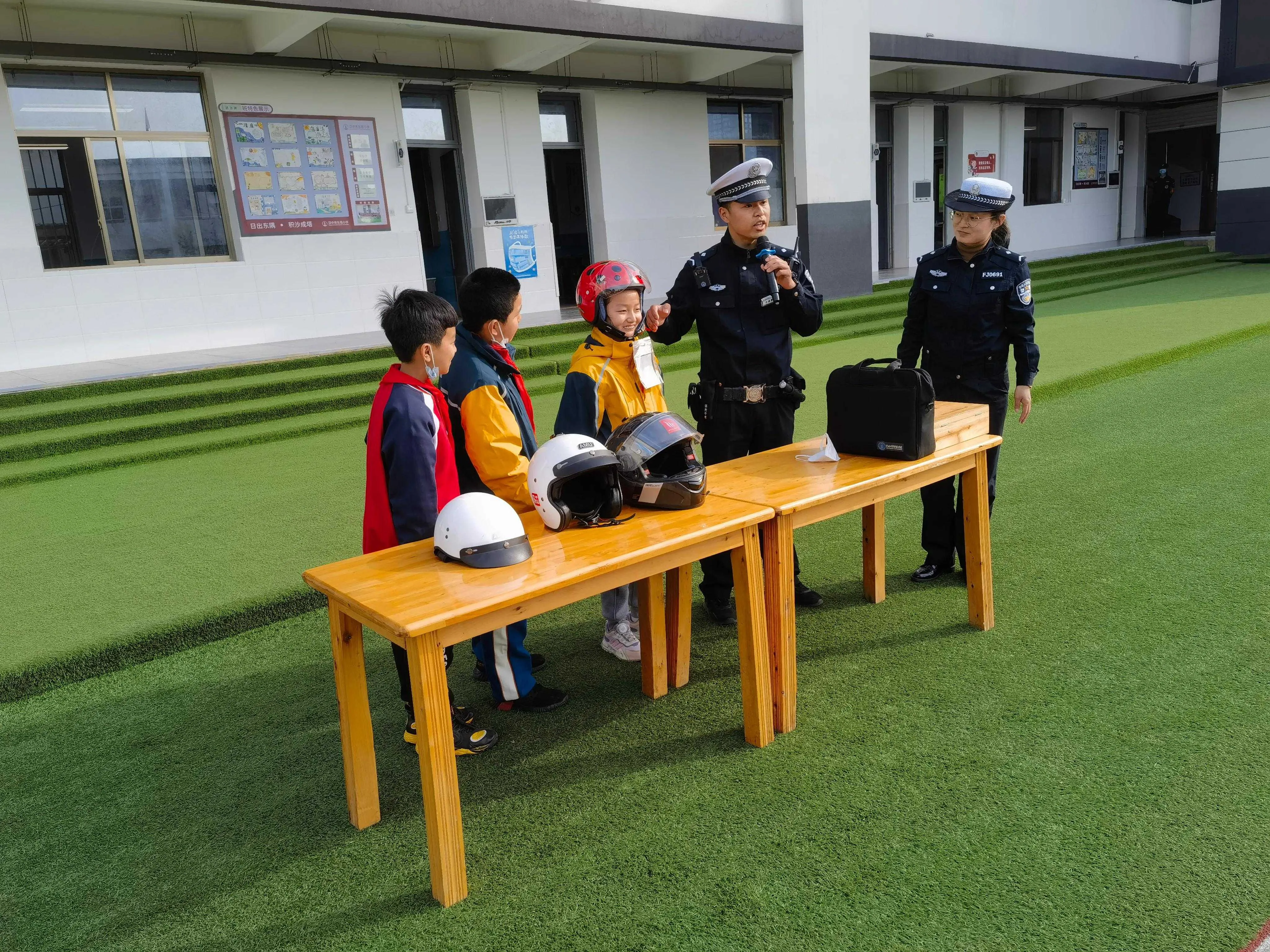 【全国中小学生安全教育日】汉中交警一大队开讲啦!