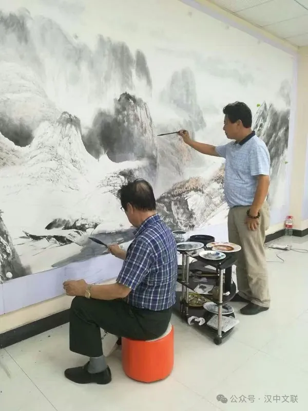 李振峰：锦绣尽从勤中出——李跃军的画家之路