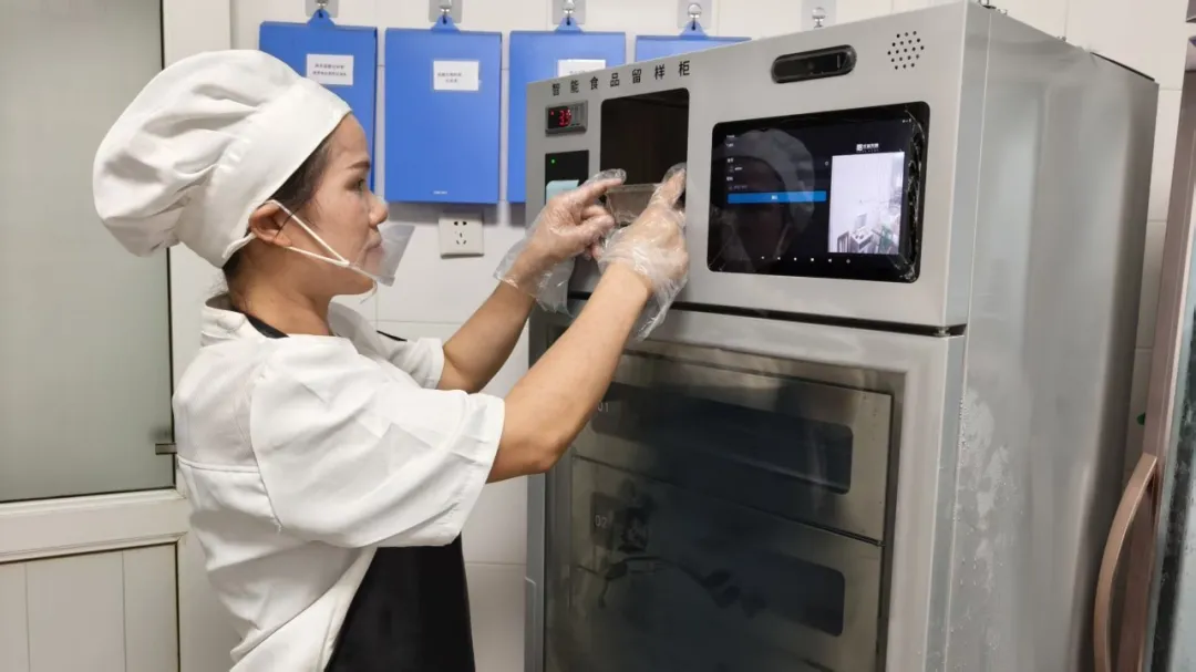 后厨全程可看!汉中1202所学校食堂智慧监管全覆盖→