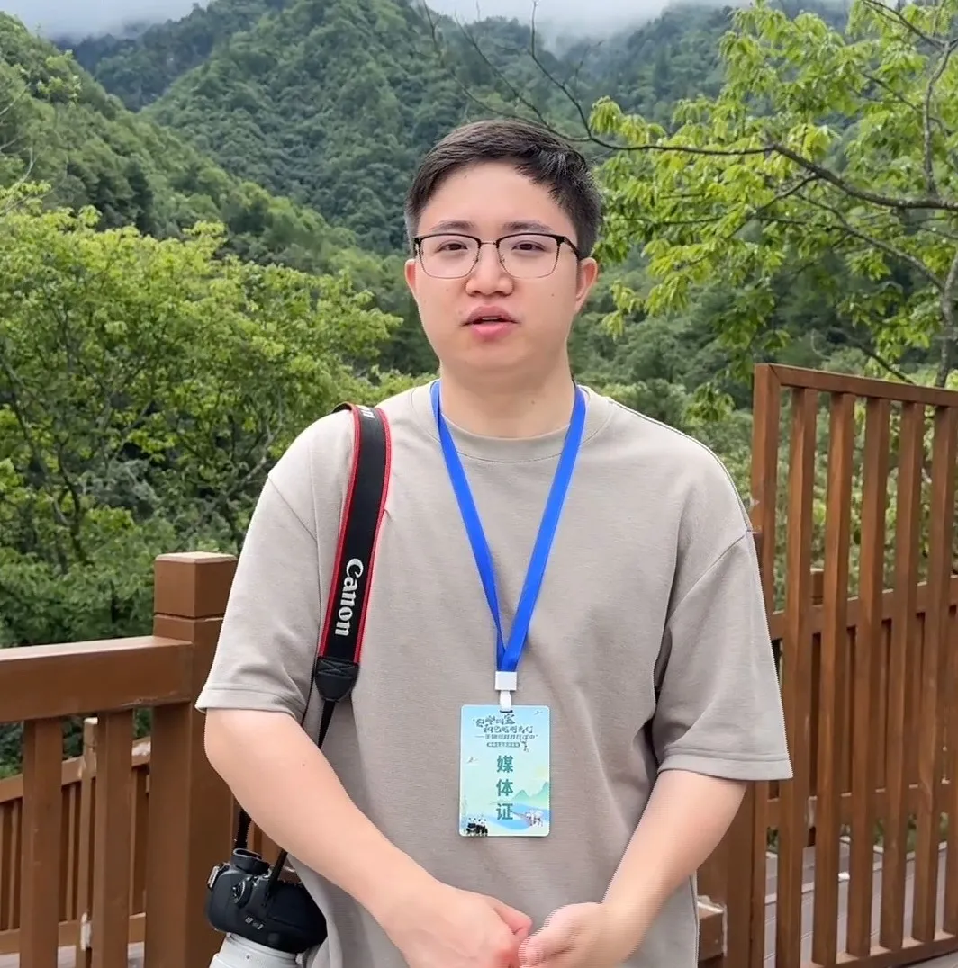 40家中省市网络媒体和名人聚集佛坪,为什么→ 做什么→