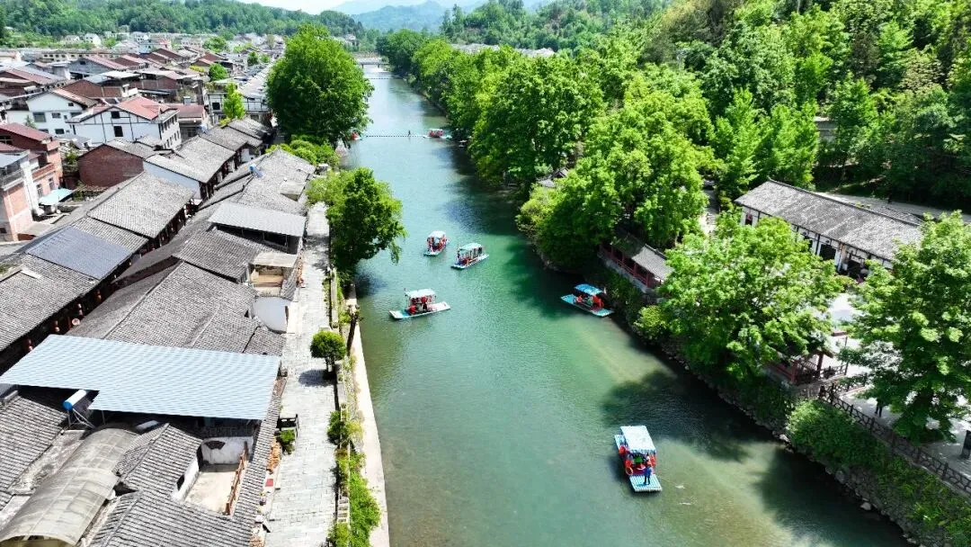 出发！汉中发布7条赏秋旅游线路→