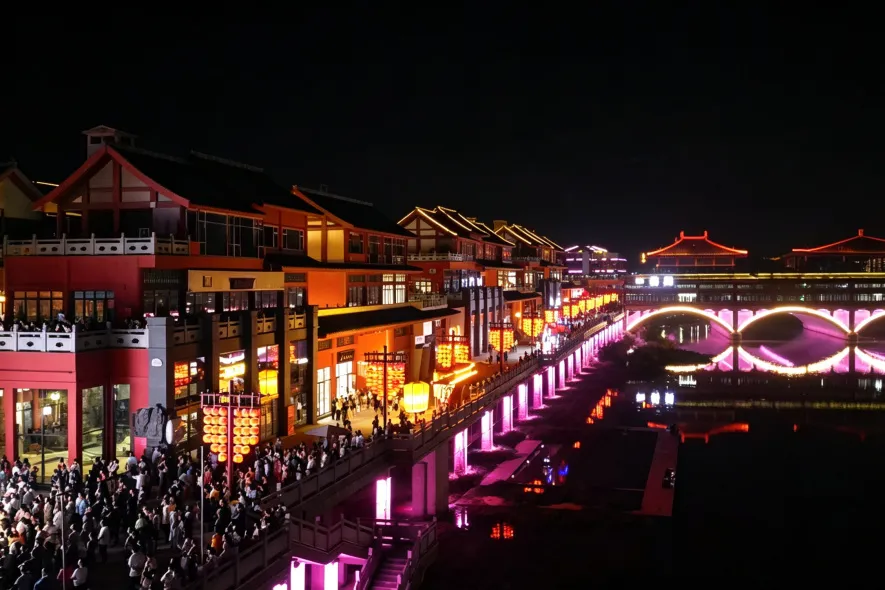 水上冲关挑战赛!汉中夏日新晋打卡地