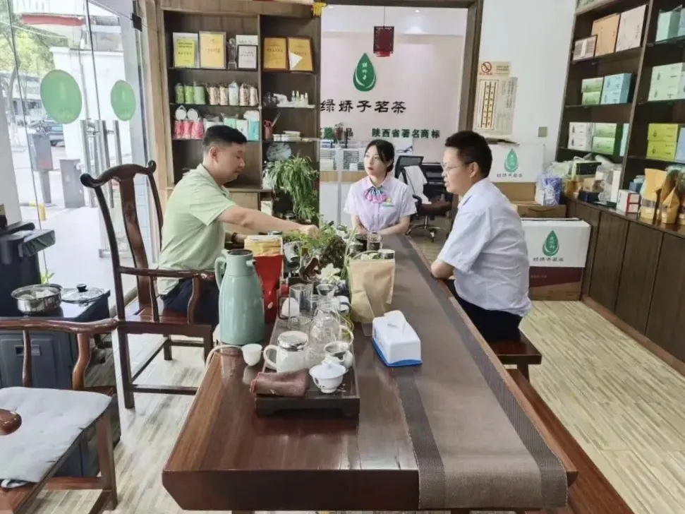 头版聚焦！汉台多维发力激活民企发展新动能