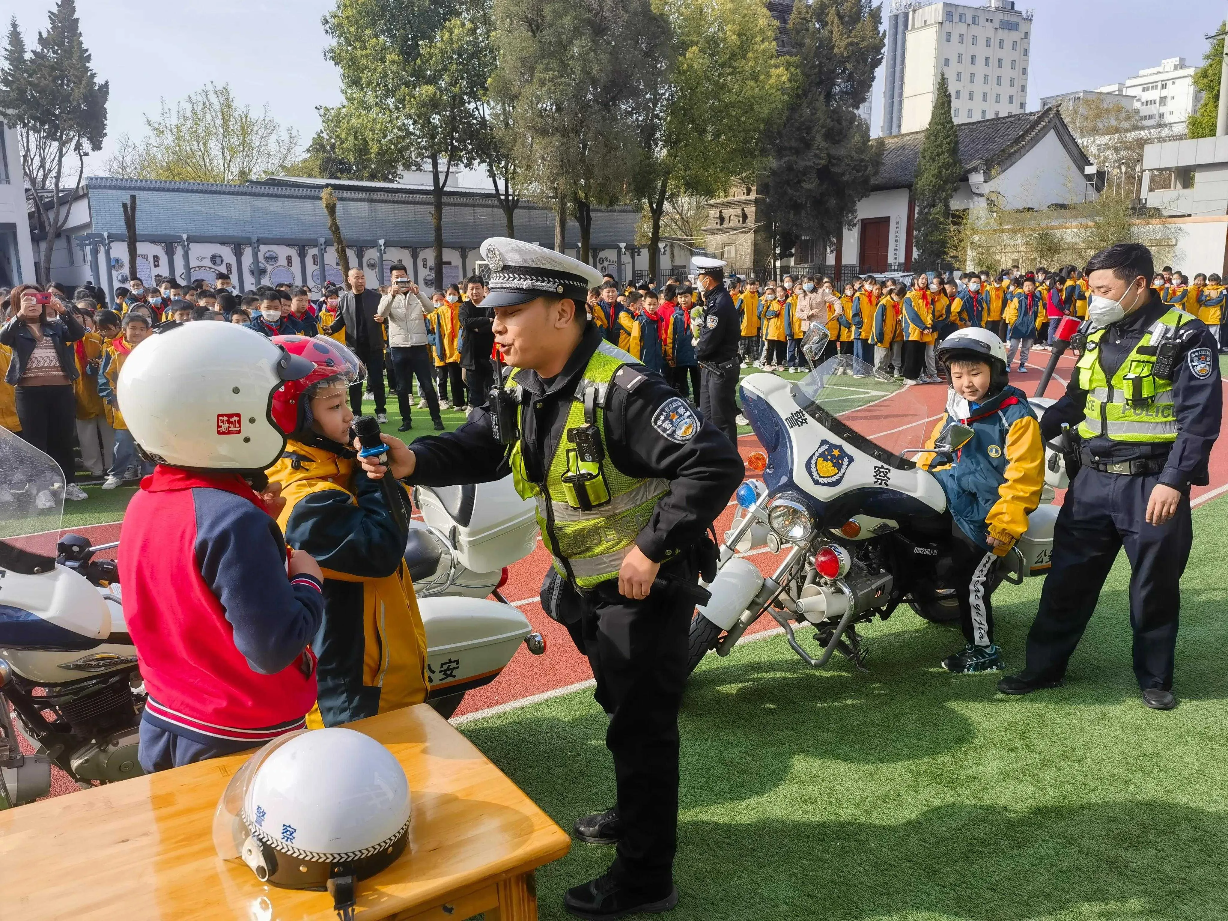 【全国中小学生安全教育日】汉中交警一大队开讲啦!