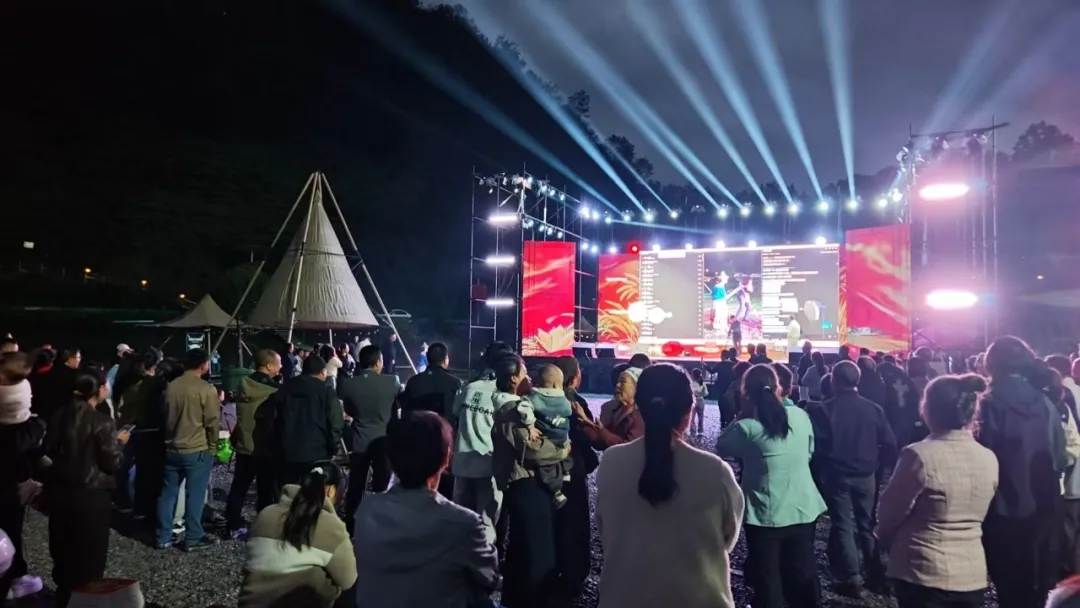 线上观看42万人次，兴隆茶山民歌会出圈