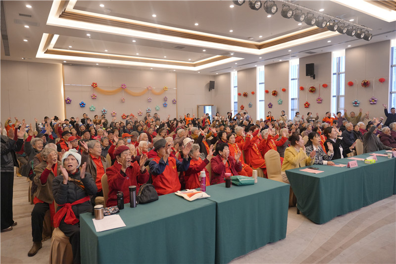 情暖桑榆 汉中颐康泓携手康乐共度重阳佳节