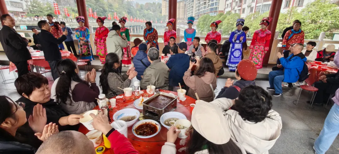 宁强“羌家宴客”坝坝宴 一场舌尖与文化的盛宴