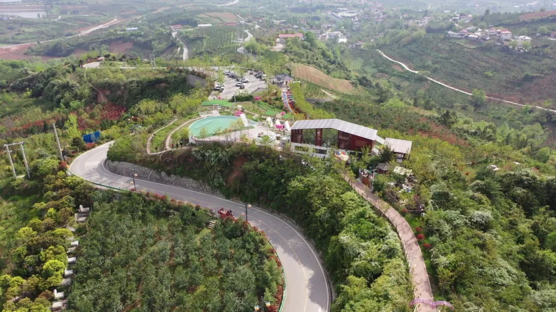 汉台电视新闻 | 花果村:农旅融合助力乡村振兴