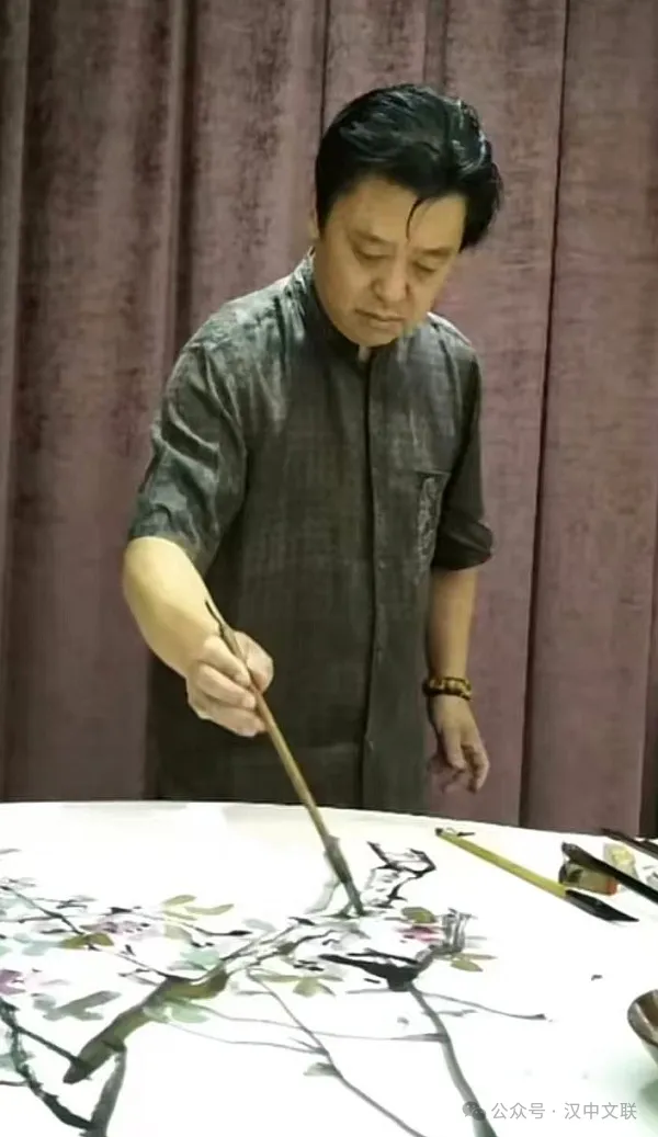 李振峰:锦绣尽从勤中出——李跃军的画家之路