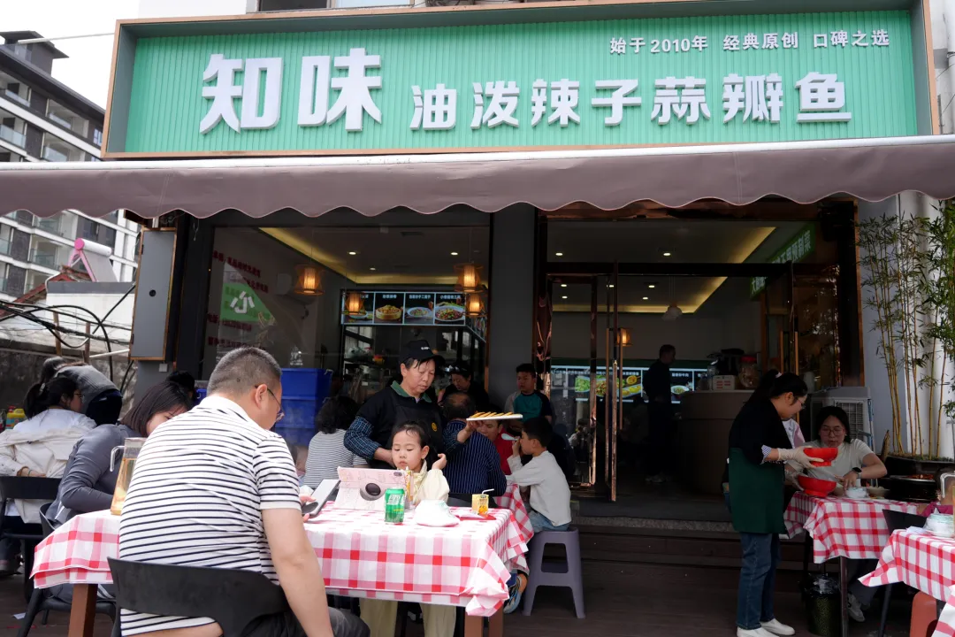 清明留坝行,人气比春花还旺