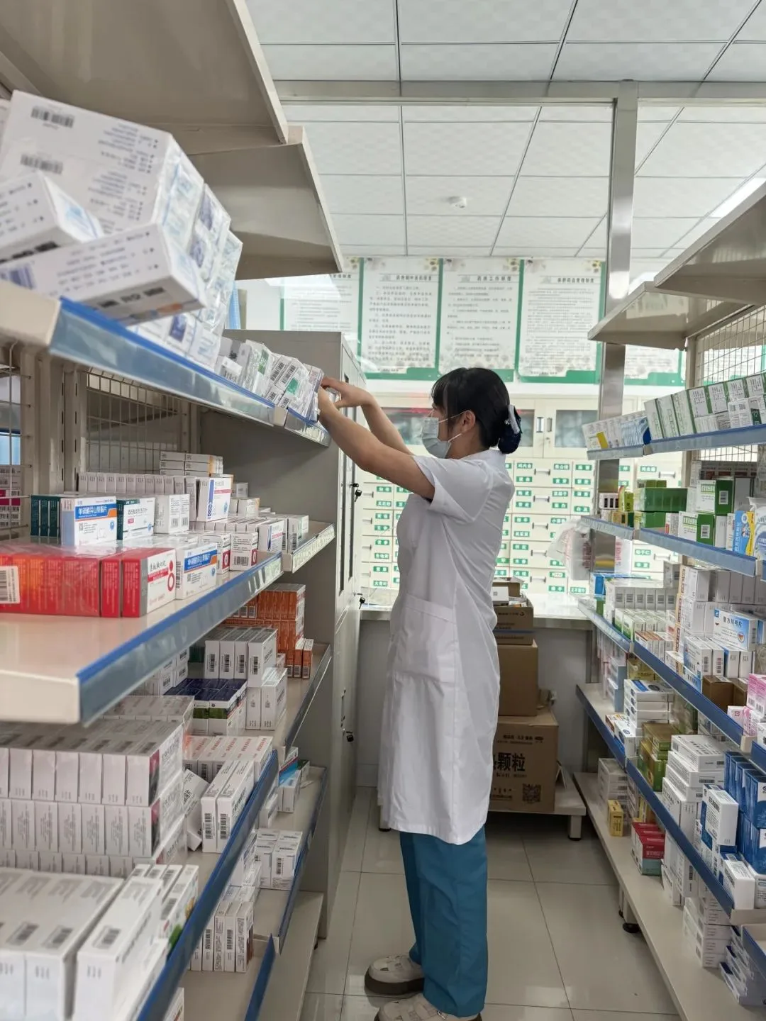 买药少花钱!汉中给虚高药价“挤水分”!