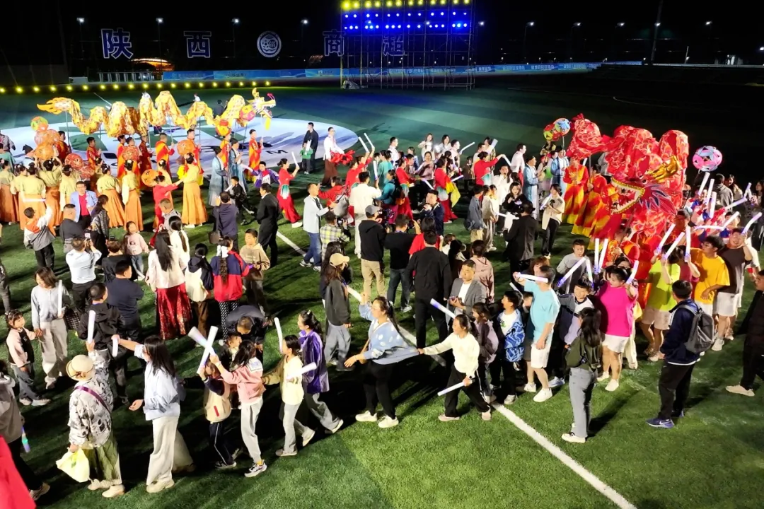 “陕西商超”夜不眠 留坝这里快乐不限量