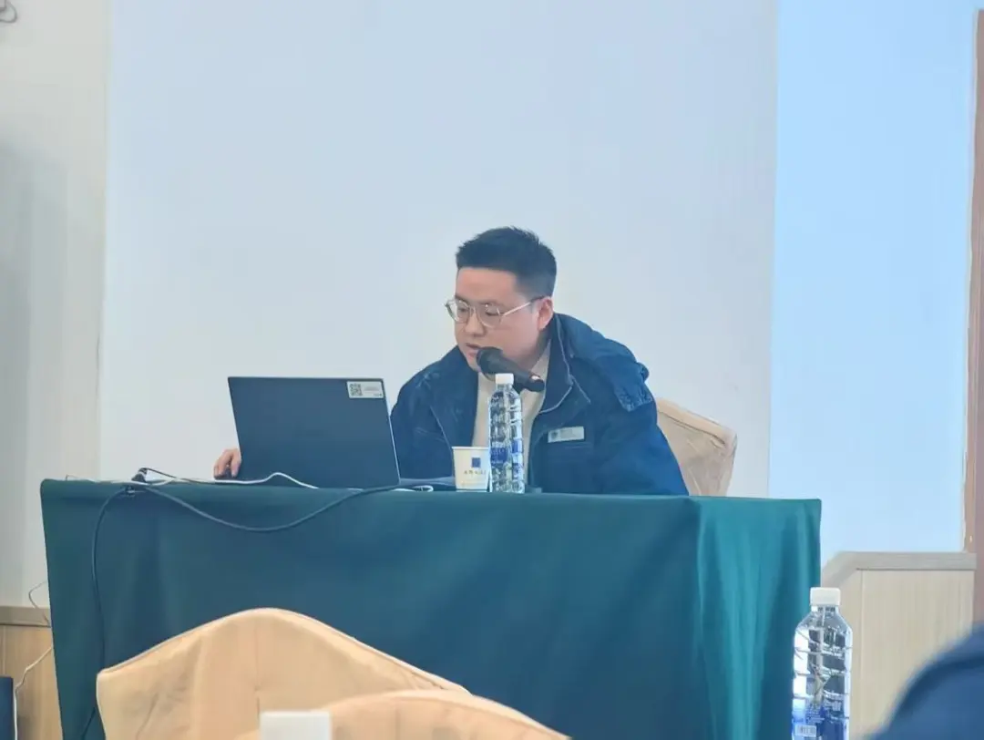 最美奋斗者|余秋德:用脚步丈量光明的“电网卫士”