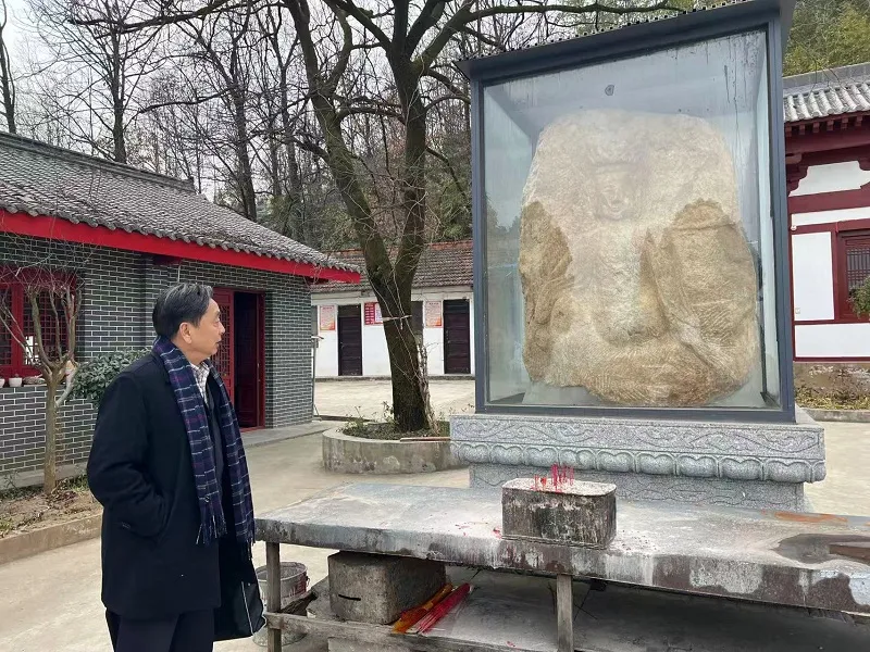 李振峰：寻古中梁山