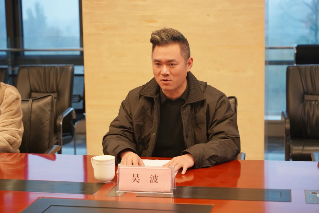 汉中市新媒体协会与市滨江文化发展公司合作签约
