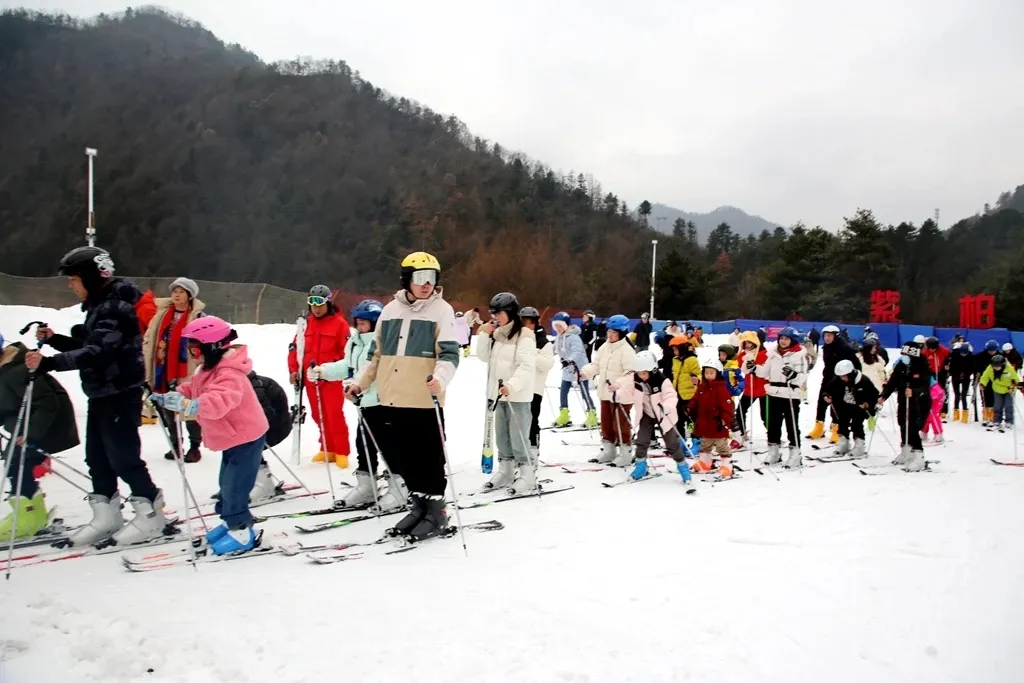 蛇年大吉！留坝新春之旅，带你玩转冰雪、民俗与文化
