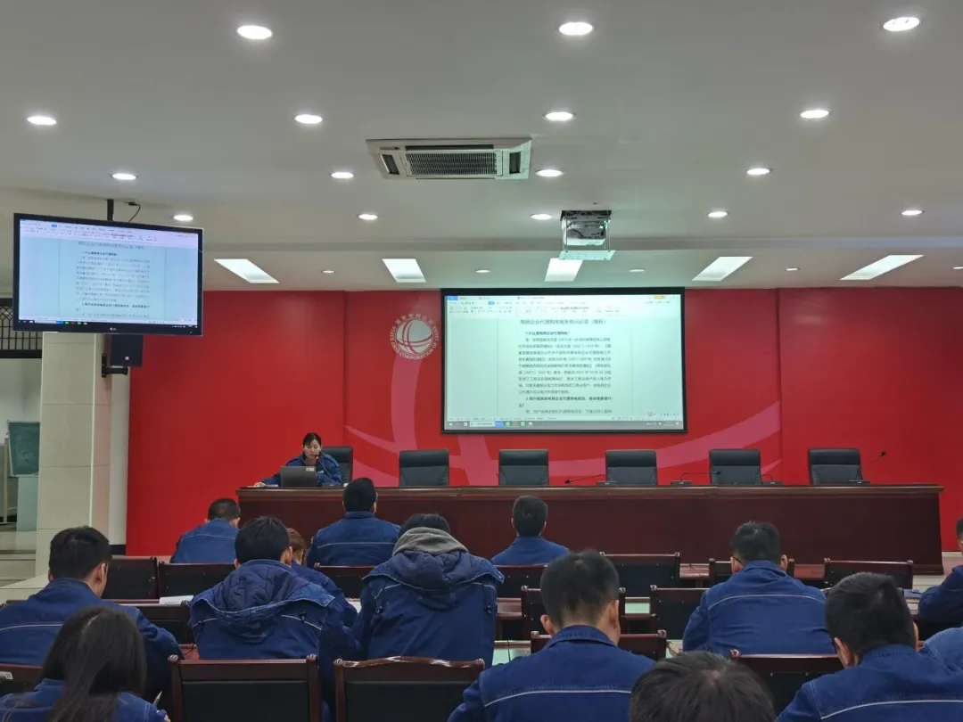 最美奋斗者 | 刘燕:用脚步丈量电网